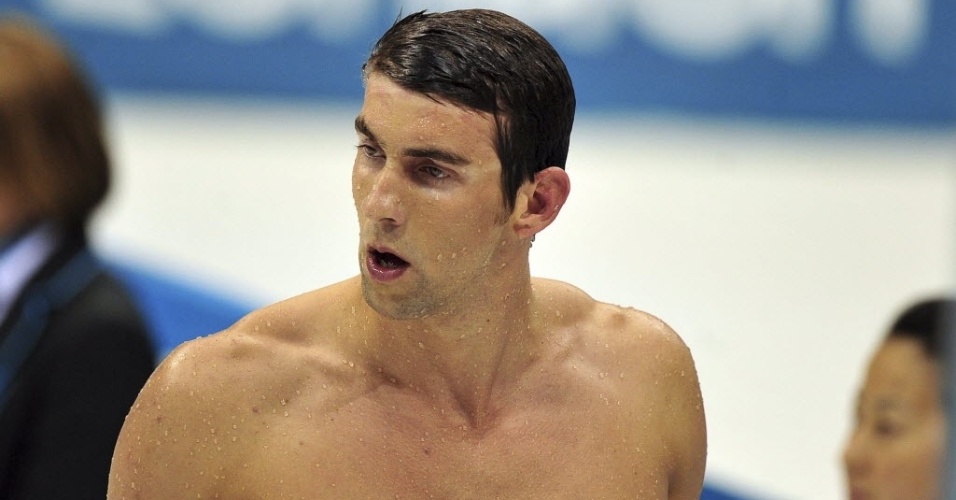Michael Phelps deixou a piscina de Londres decepcionado com o quarto lugar nos 400 m medley