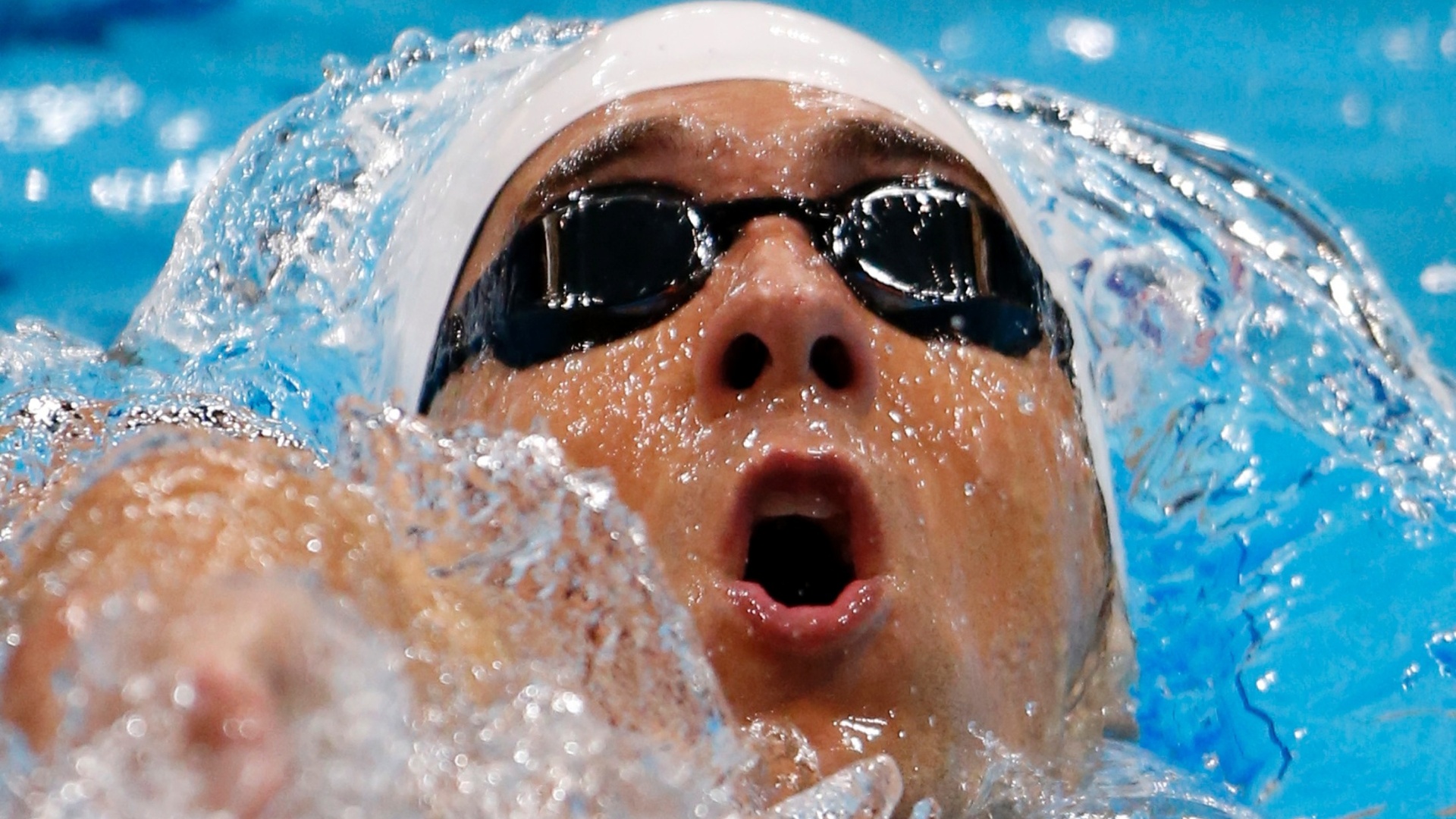 Norte-americano Michael Phelps avançou à final dos 400 m medley com o oitavo melhor tempo