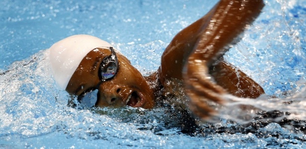 Aurelie Fanchette, de Seychelles, ficou em último nas eliminatórias dos 200 m livre