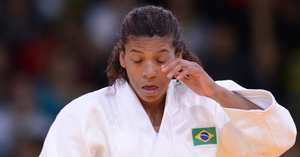 Judoca Rafaela Silva venceu com facilidade a alemã Miryam Roper na sua estreia na categoria até 57 kg