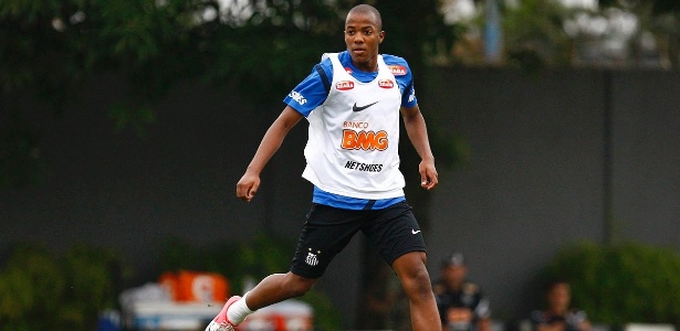 Atacante voltou a ser utilizado e jogou sete minutos da partida contra a Ponte Preta - Ricardo Saibun/ SantosFC