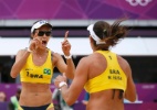 Bloqueio funciona, Maria Elisa/Talita vence alemãs e mantém invencibilidade do Brasil na areia - Lucy Nicholson/Reuters