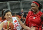 Com dupla de cestinhas, China bate Angola no basquete; Rússia bate Reino Unido - AFP PHOTO / MARK RALSTON 