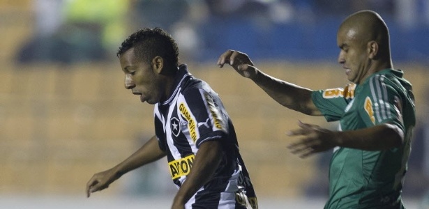 Vitor Jr teve queda de rendimento, que foi justificada pelo treinador por lesão muscular - Sebastião Moreira/EFE