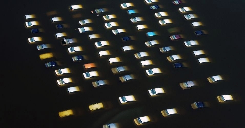 Sorte: terremoto e tsunami no Japão (foto), inundação na Tailândia e recalls em todo o mundo derrubaram com força o planejamento da Toyota e ensinaram à Volkswagen que diversificar o local de produção é uma boa maneira para se manter a confiabilidade - AFP