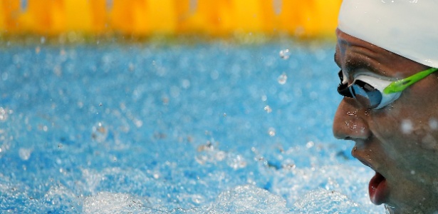 Thiago Pereira nada a segunda série da semifinal dos 200 m medley nos Jogos de Londres