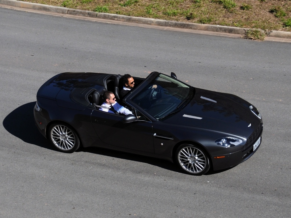 Aston Martin Vantage V8 Roadster - Murilo Góes/UOL