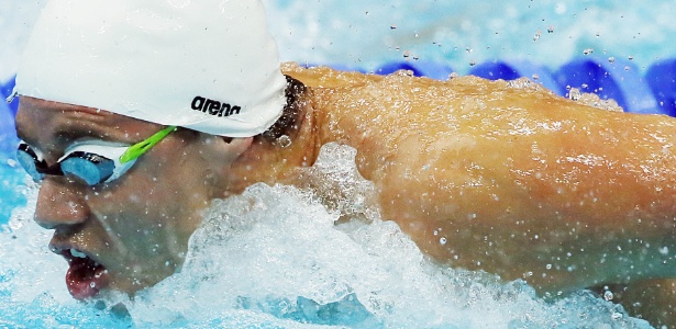 Thiago fica em 4º nos 200 m medley em prova que consagrou Phelps mais uma vez