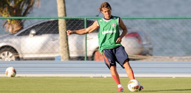 Diguinho será titular do Fluminense no domingo, contra o Vasco - Dhavid Normando/Photocamera