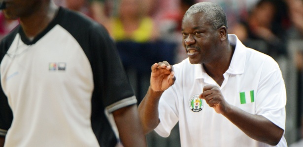 Ayodele Bakare, técnico da Nigéria, disse estar com "mente alucinada" após recordes da equipe dos EUA