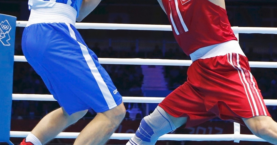 Imagem destaca shorts do boxe de Adem Kilicci (Turquia) e Aleksandar Drenovak (Sérvia)