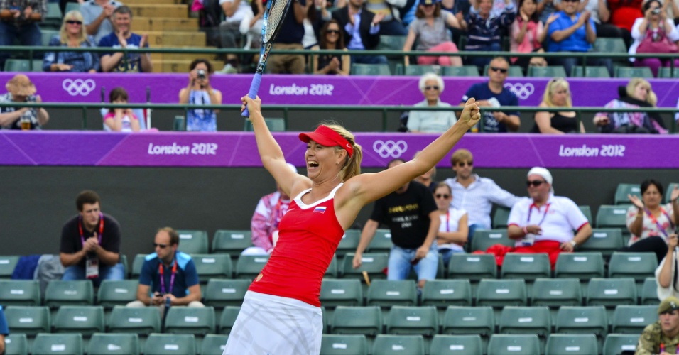 Maria Sharapova comemora passagem à final dos Jogos Olímpicos