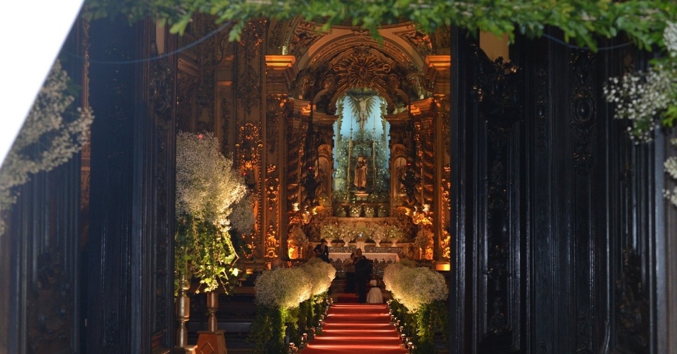 Detalhe da igreja Nossa Senhora do Carmo onde foi realizado o casamento de Marcelo Serrado e Roberta Fernandes (4/8/12)