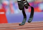 No Twitter, Pistorius comemora classificação para semifinal dos 400 m - AFP PHOTO / ERIC FEFERBERG