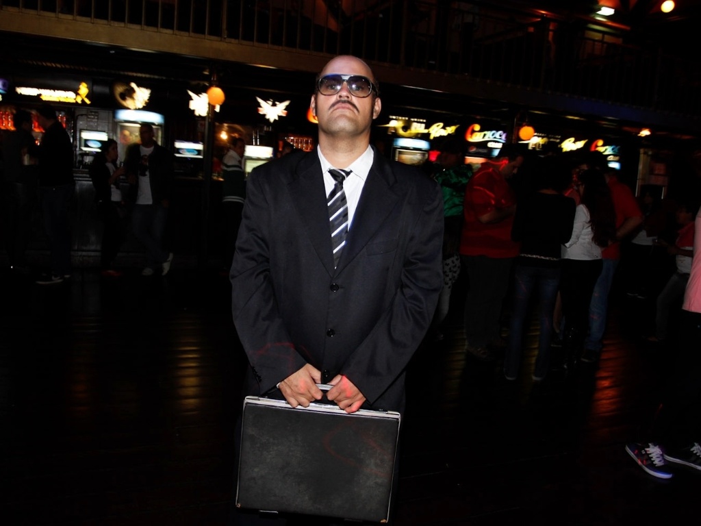 Fã fantasiado de Senhor Barriga no show de Edgar Vivar, em São Paulo (5/8/12) - AgNews