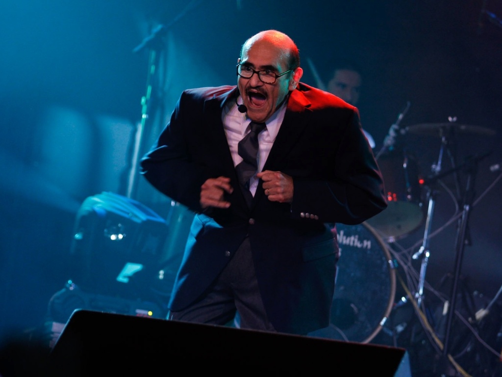 O ator Edgar Vivar, famoso por ter interpretado o Senhor Barriga no programa "Chaves", se apresentou em uma casa de shows em São Paulo (5/8/12). Edgar está em turnê com o espetáculo "Senhor Barriga Ainda Jovem" onde canta e conta histórias de bastidores  - AgNews