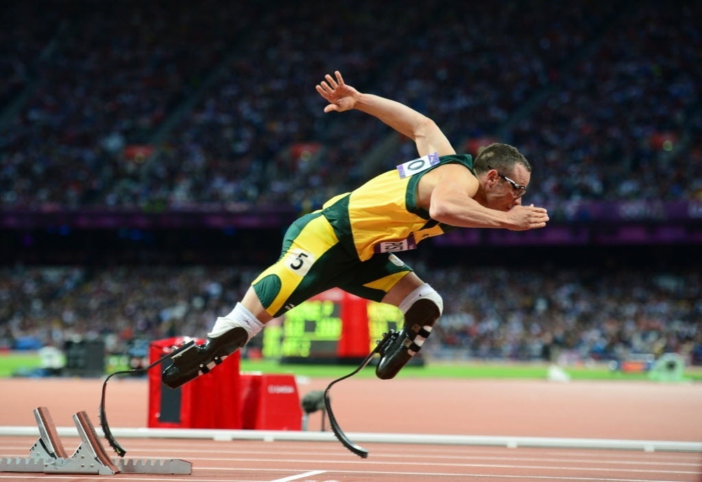 Passos para a história: biamputado, Oscar Pistorius compete nas semifinais dos 400 m 