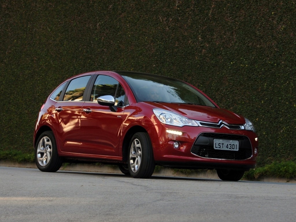 Citroën C3 2013 em sua configuração topo de linha Exclusive 1.6 - Murilo Góes/UOL