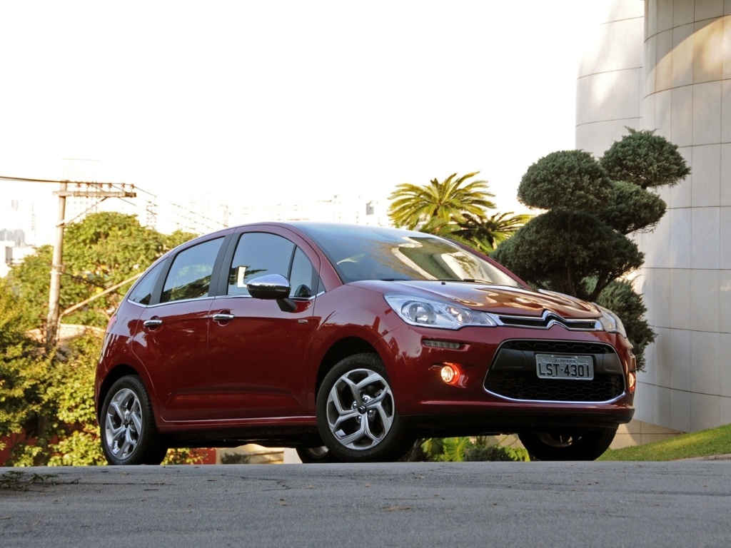 Citroën C3 2013 em sua configuração topo de linha Exclusive 1.6 - Murilo Góes/UOL