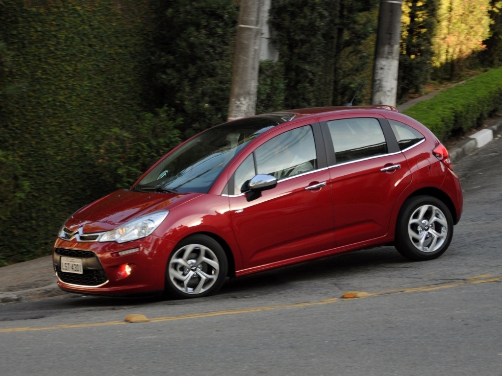 Citroën C3 2013 em sua configuração topo de linha Exclusive 1.6 - Murilo Góes/UOL