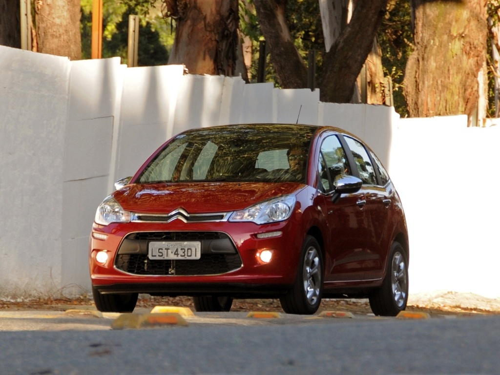 Citroën C3 2013 em sua configuração topo de linha Exclusive 1.6 - Murilo Góes/UOL