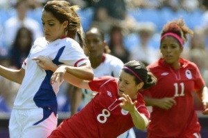 Futebol feminino abre disputas em Londres-2012 - Fotos - UOL