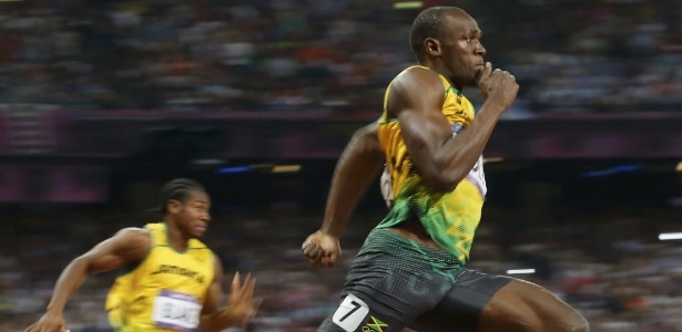 Com Blake ao fundo, Bolt domina e ganha o ouro nos 200 m rasos nos Jogos Olímpicos de Londres