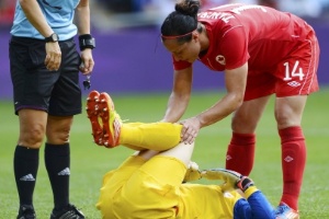 Futebol feminino abre disputas em Londres-2012 - Fotos - UOL
