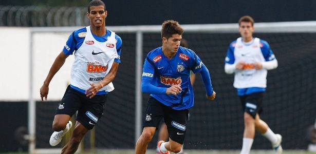 Patito chegou ao Santos há 20 dias e não podia estrear por falta de regularização - Divulgação/Santos FC