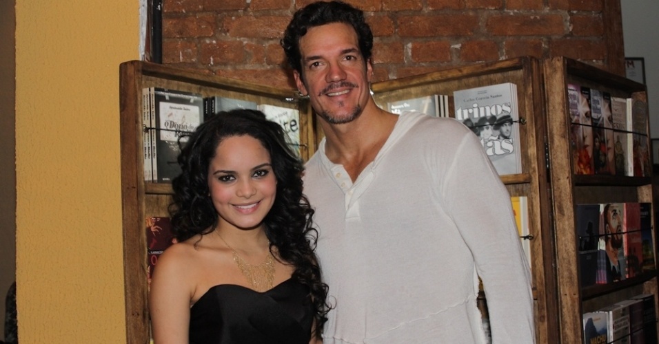 Carlos Machado e Carol Macedo estreiam na peça "Escola de Mulheres" (10/8/12) - Milene Cardoso / AgNews