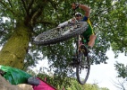 Brasileiro termina em 24º no mountain bike nos Jogos de Londres - AFP PHOTO / CARL DE SOUZA