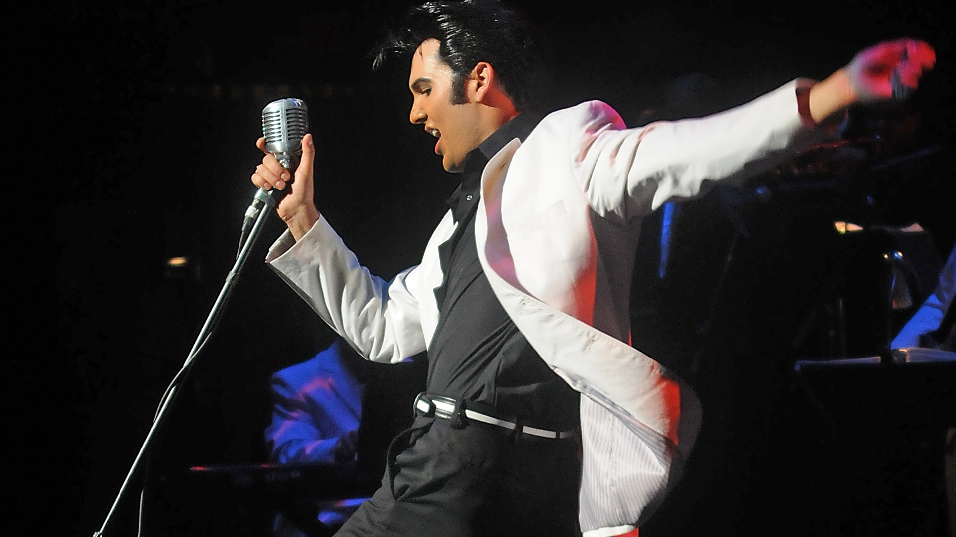 Cody Slaughter foi o vencedor do Elvis Tribute Artist Contest 2011 - Divulgação/Elvis Tribute Artist Contest