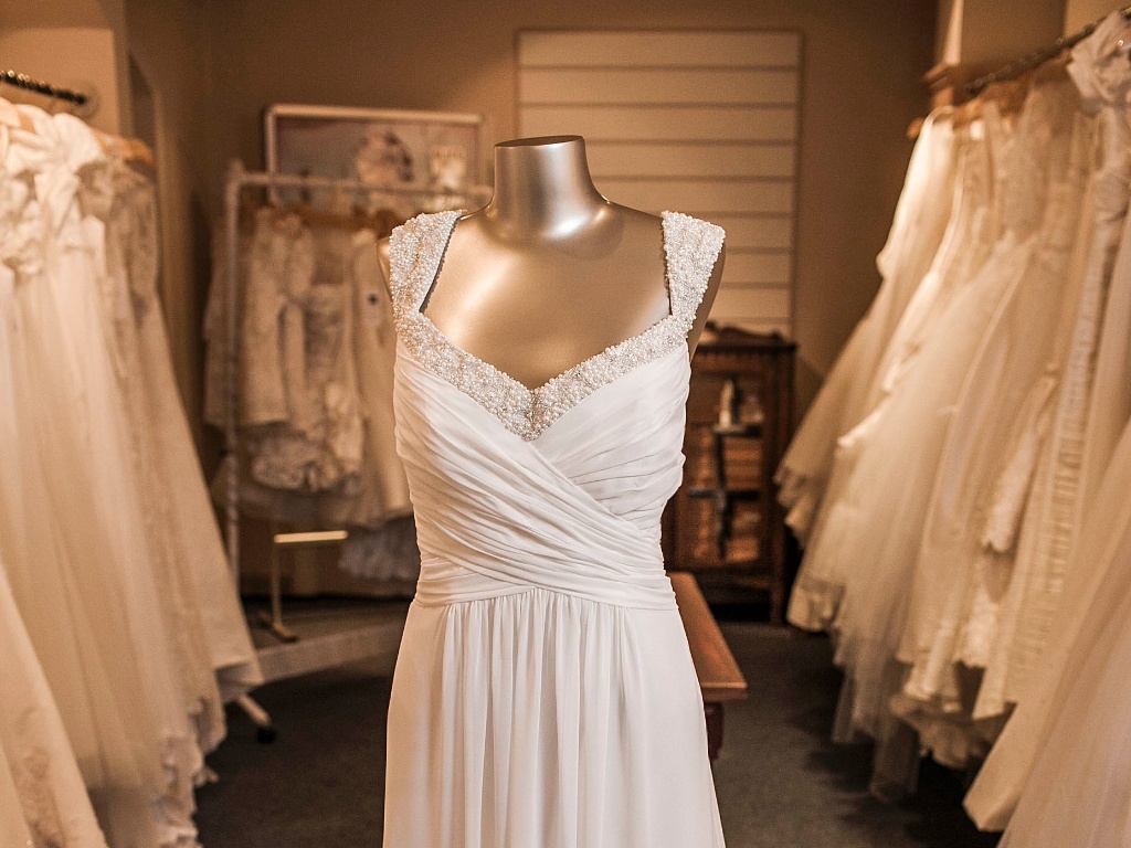 Vestido da loja Black Tie para noivas plus size  - Leonardo Soares/UOL