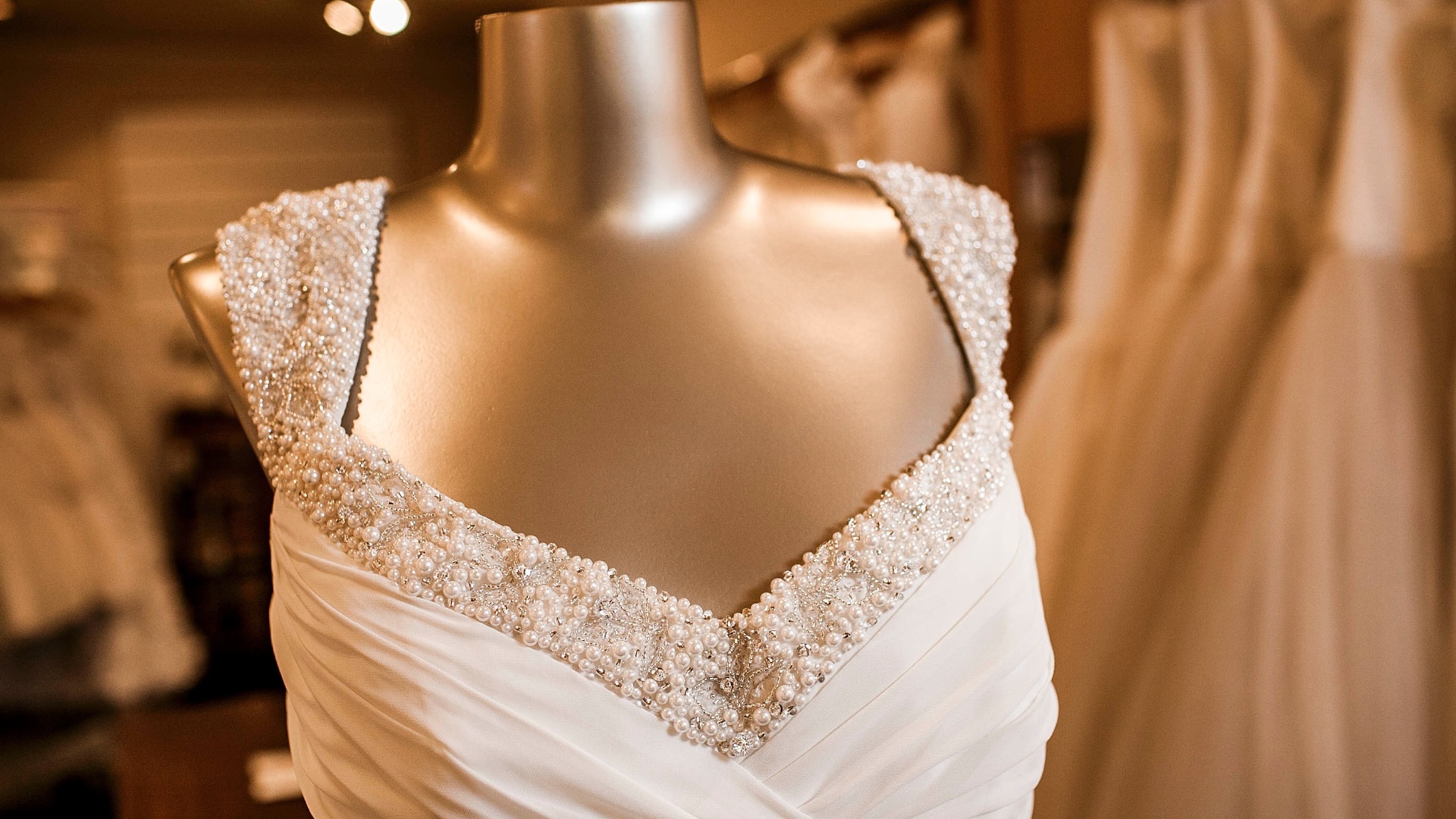 Vestido da loja Black Tie para noivas plus size  - Leonardo Soares/UOL