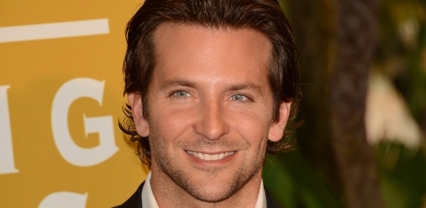 O ator Bradley Cooper poderá atuar ao lado de Emma Stone em novo filme - Getty Images