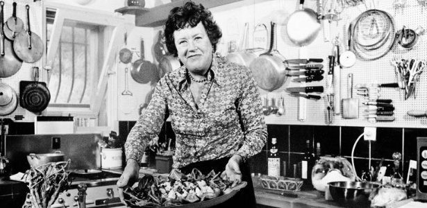 Julia Child (1912-2004) ajudou a popularizar os pratos e as técnicas da cozinha francesa