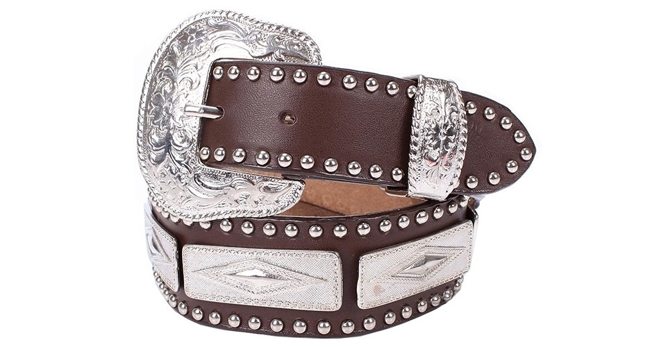 Cinto unissex Paul Western em couro marrom com detalhes de metal e rebites; R$ 119,90, na Rodeo West (www.rodeowest.com.br) Preço pesquisado em agosto de 2012 e sujeito a alterações - Divulgação