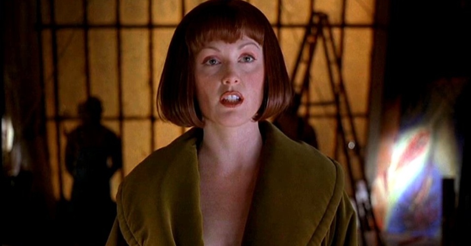 Julianne Moore em cena de "O Grande Lebowski" - Divulgação