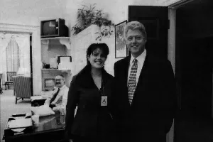 Fotos: Relembre o escândalo sexual envolvendo Bill Clinton e Monica  Lewinsky - 15/08/2012 - UOL Notícias