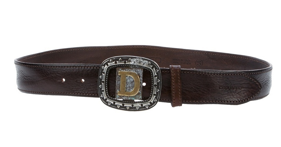 Os caubóis fashionistas podem optar pelo cinto marrom em couro da DSquared2 com fechamento por fivela prateada e "D" dourado; R$890, na Farfetch (www.farfetch.com.br) Preço pesquisado em agosto de 2012 e sujeito a alterações - Divulgação