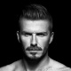 David Beckham posa de cueca para grife de roupas íntimas - Facebook/Reprodução