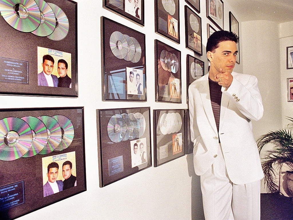 O cantor e compositor Zezé Di Camargo (1997) - Rachel Guedes/Folha Imagem