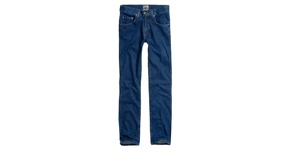 Calça jeans de corte reto e lavagem escura; a partir de R$ 49, na Taco (Tel.: 21 2585-8699) Preço pesquisado em agosto de 2012 e sujeito a alteração  - Divulgação