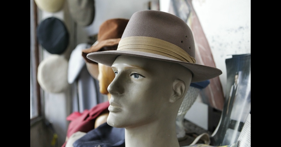 Modelo de fedora "safári", ao estilo do usado por Indiana Jones no cinema  - Fernando Donasci/UOL 