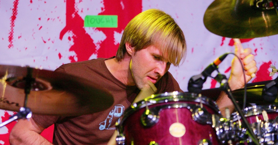 O baterista Brooks Wackerman, músico do Bad Religion