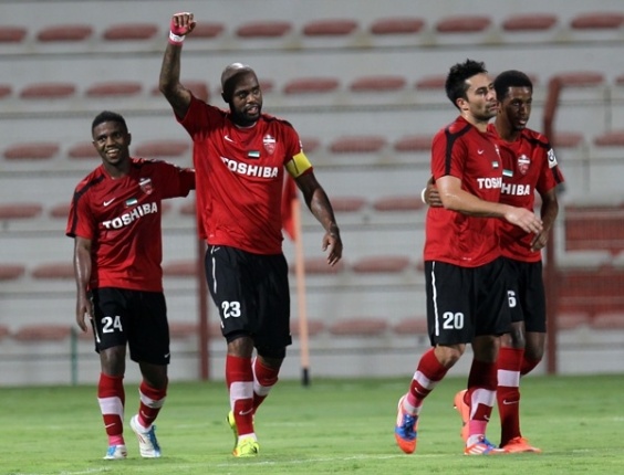Grafite comemora um de seus gols marcados na vitória do Al Ahli   - Divulgação
