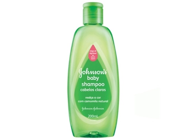 Foto 10 Shampoo Cabelos Claros 200ml Johnson & Johnson - Divulgação