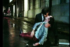 Cena do filme "O Beijo no Asfalto", de Bruno Barreto, com Tarcísio Meira e Ney Latorraca  (1980) - Divulgação