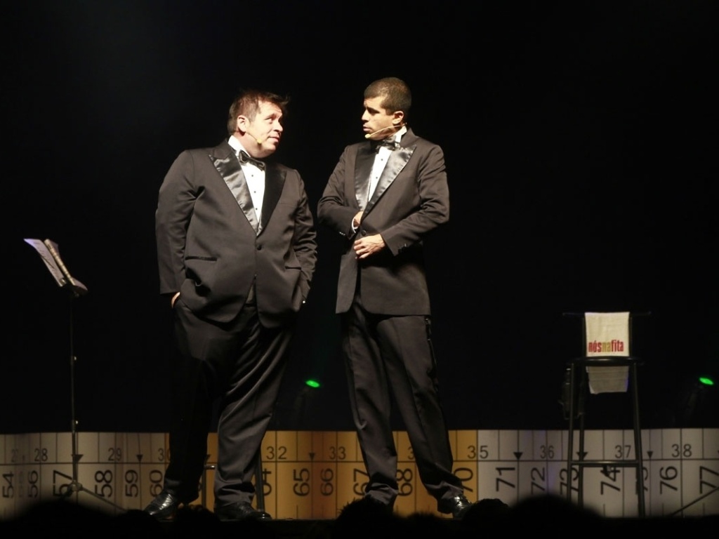 O espetáculo "Nóis na Fita", com Leandro Hassum e Marcius Melhem, foi realizado nesta terça (21) no HSBC Brasil (21/8/12) - Taiz Dering/Divulgação