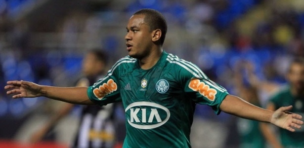 Patrik foi rebaixado com o Palmeiras na temporada passada - Marcelo Sayão/EFE